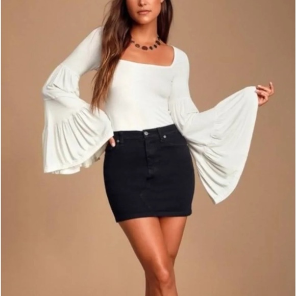 Free People Tops - NWT Free People Ivory Babetown Bell Sleeve Top L